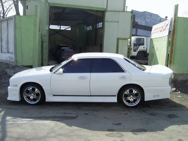 1994 Nissan Cedric