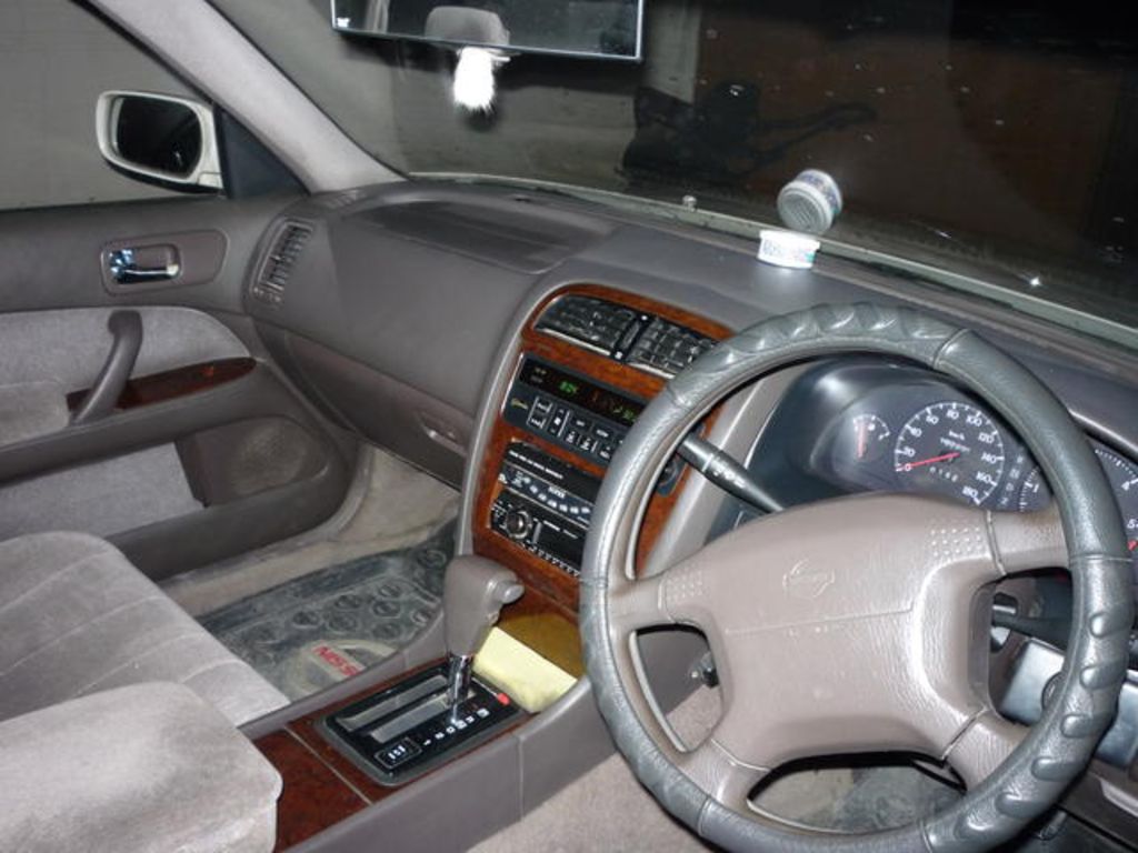1995 Nissan Cedric
