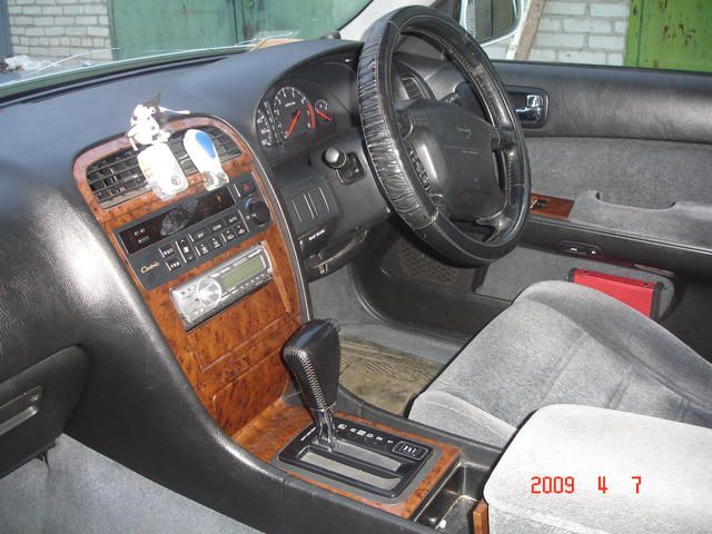 1996 Nissan Cedric