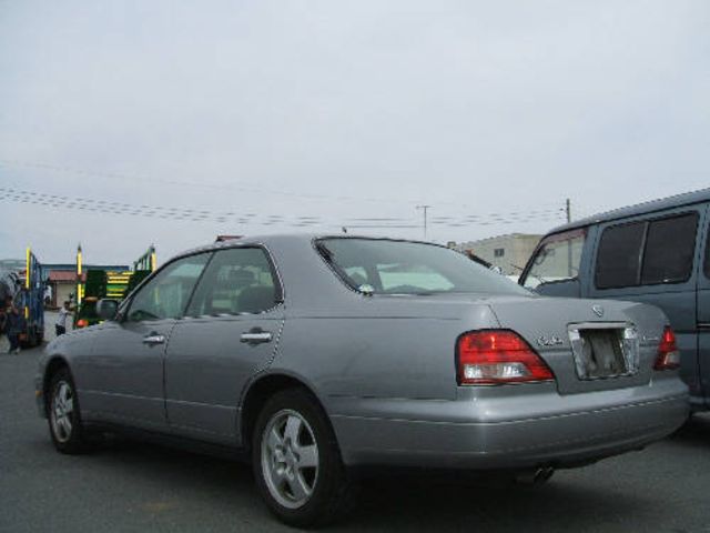 1997 Nissan Cedric