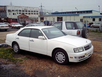1998 Nissan Cedric Photos