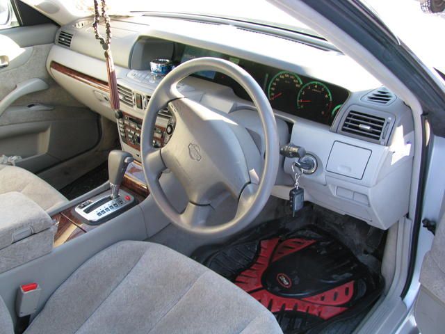 1999 Nissan Cedric