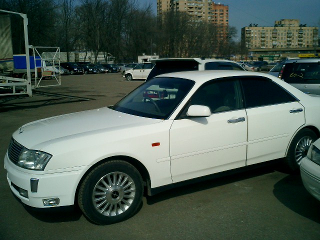 1999 Nissan Cedric Pictures