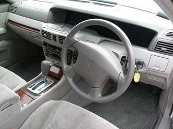 1999 Nissan Cedric Pictures
