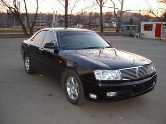 2000 Nissan Cedric