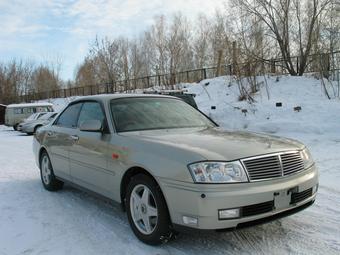 2000 Nissan Cedric