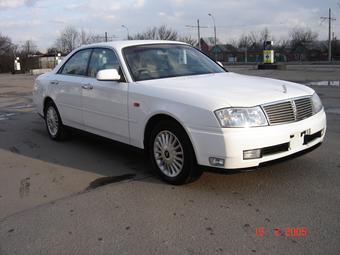 2000 Nissan Cedric