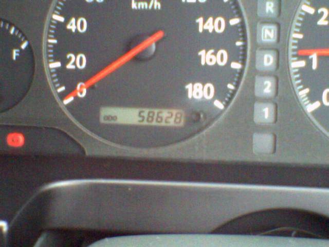 2000 Nissan Cedric