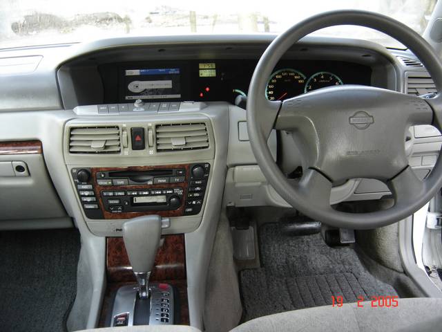 2000 Nissan Cedric