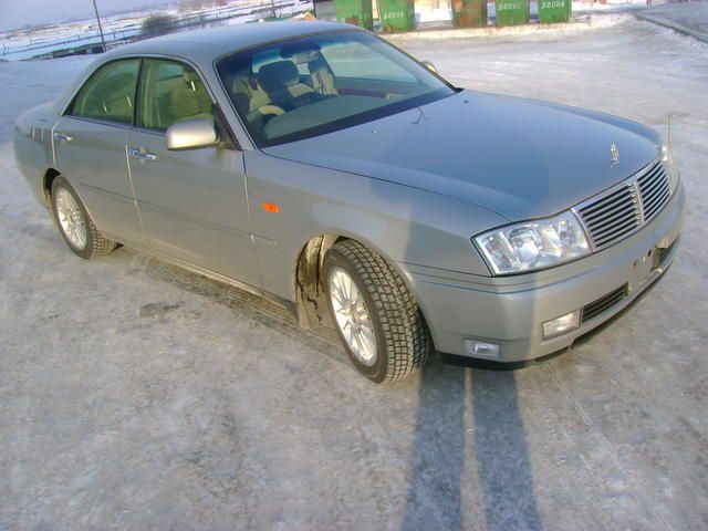 2000 Nissan Cedric