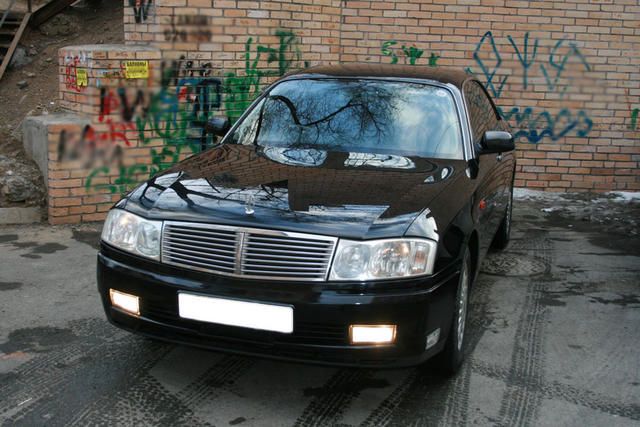 2000 Nissan Cedric