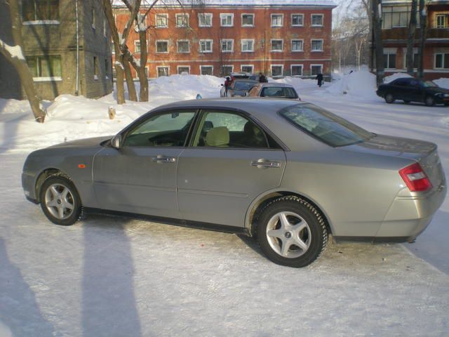 2000 Nissan Cedric