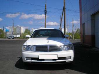 2000 Nissan Cedric