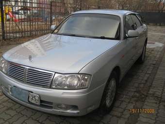 2000 Nissan Cedric