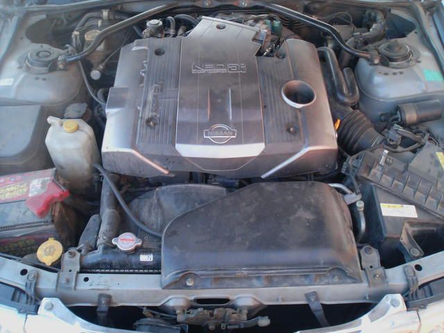 2000 Nissan Cedric