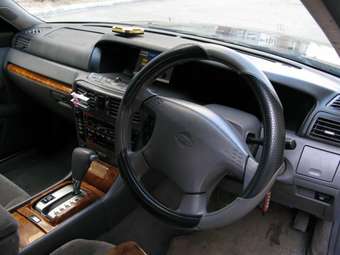 2000 Nissan Cedric Pics