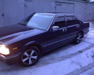 2000 Nissan Cedric Photos