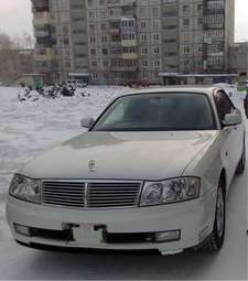 2000 Nissan Cedric