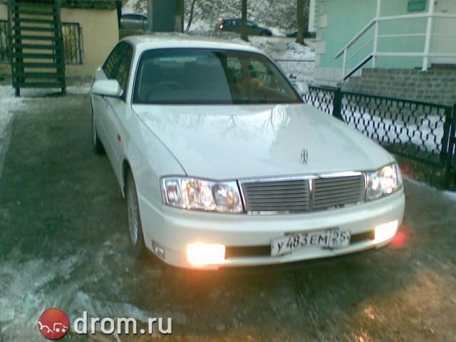 2000 Nissan Cedric