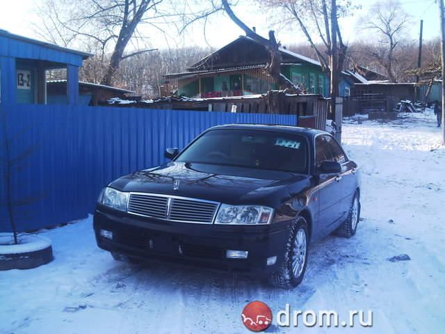 2000 Nissan Cedric