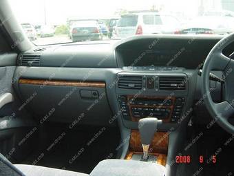 2000 Nissan Cedric Pics