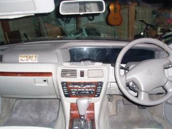 2000 Nissan Cedric Pictures