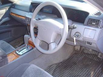 2000 Nissan Cedric Pictures