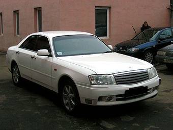 2000 Nissan Cedric Photos