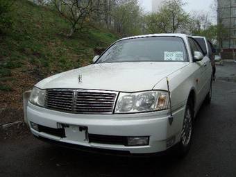 2000 Nissan Cedric Photos