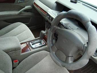 2000 Nissan Cedric Pictures