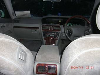 2000 Nissan Cedric Pictures