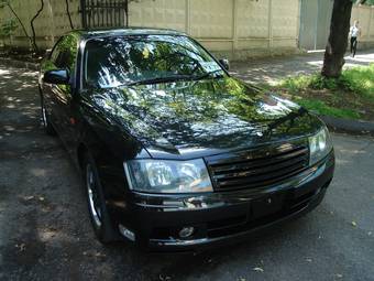 2000 Nissan Cedric Pictures