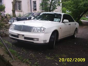 2000 Nissan Cedric Pictures