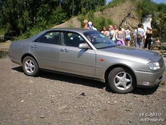 2000 Nissan Cedric Pics