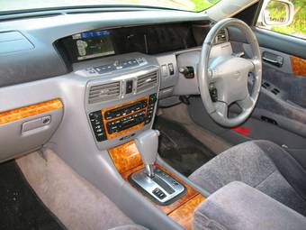 2000 Nissan Cedric Pictures