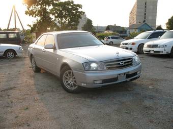 2000 Nissan Cedric Pictures