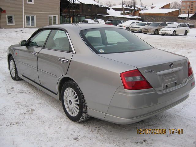 2001 Nissan Cedric