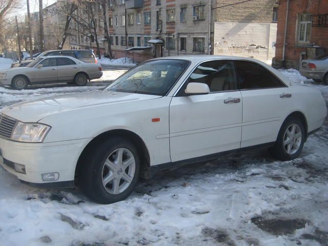 2001 Nissan Cedric