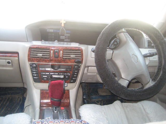 2001 Nissan Cedric