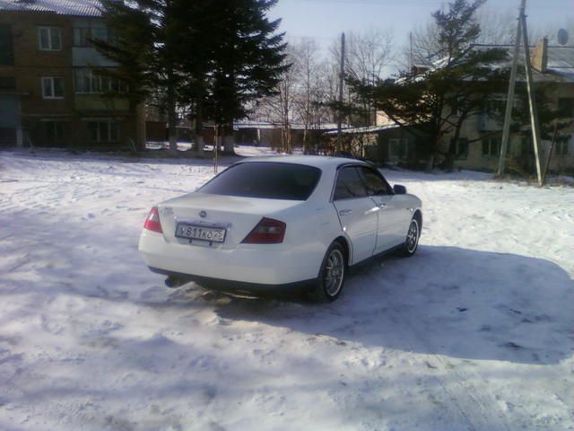 2001 Nissan Cedric