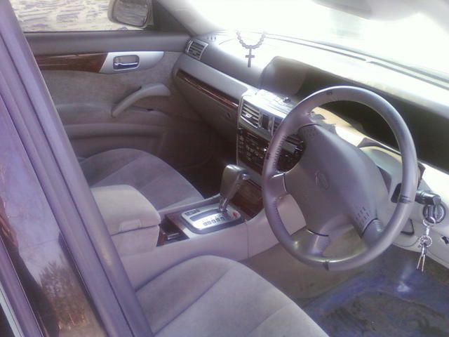 2001 Nissan Cedric