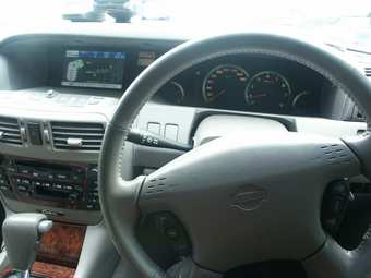 2001 Nissan Cedric Pictures
