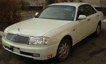 2001 Nissan Cedric Photos