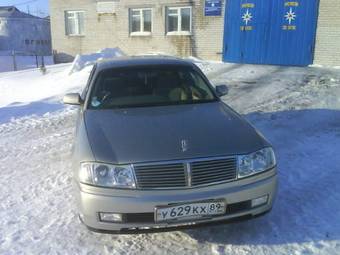 2001 Nissan Cedric Pics