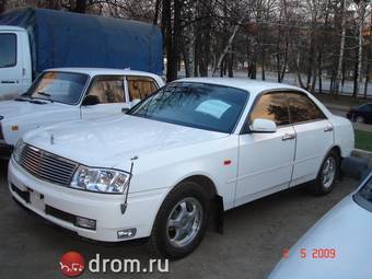 2001 Nissan Cedric Pictures