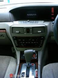 2001 Nissan Cedric Photos