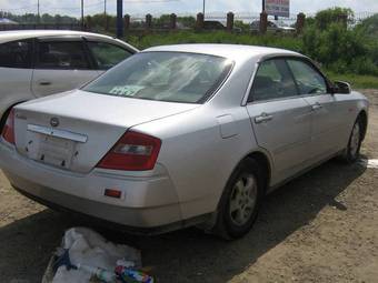 2001 Nissan Cedric Pictures