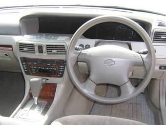 2001 Nissan Cedric Photos