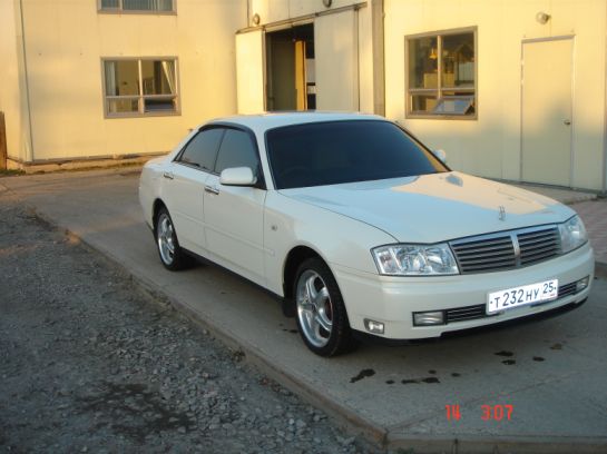 2002 Nissan Cedric