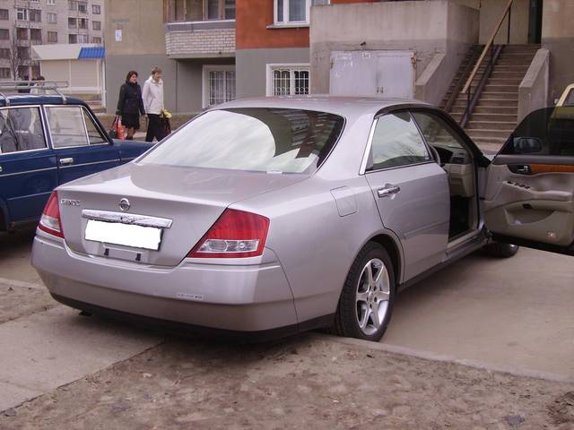 2002 Nissan Cedric